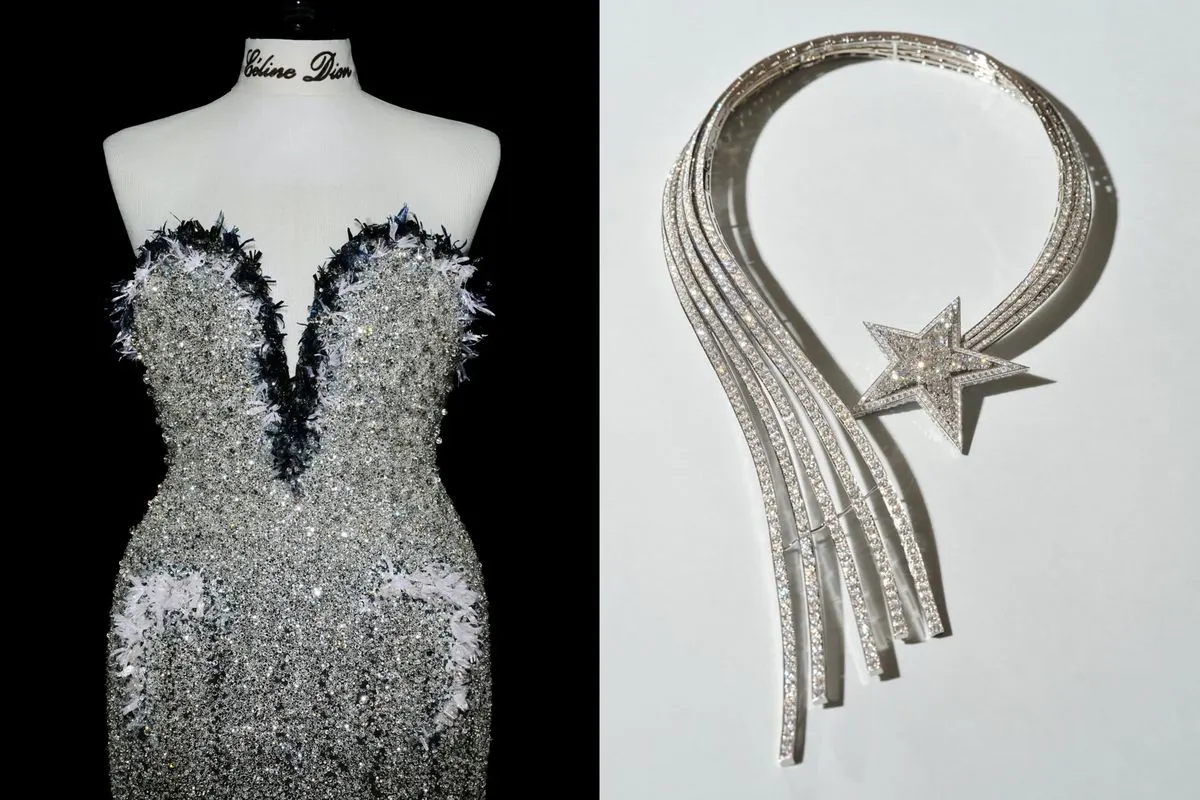 Gaun Chanel dan kalung yang digunakan oleh Celine Dion saat konser di Paris, Perancis. Keduanya terinspirasi dari gaun Chanel dan kalung yang pernah ia gunakan dalam ajang Oscars tahun 1997.