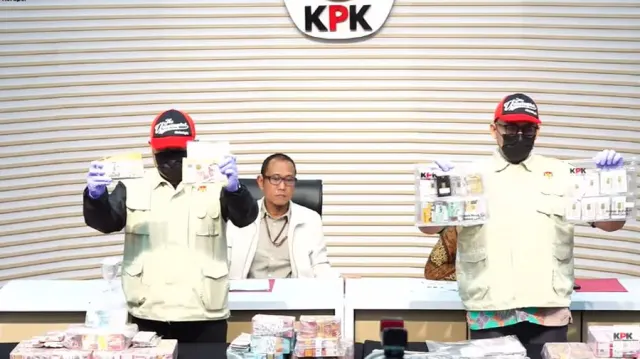 KPK Ungkap Dana Siap Pakai BNPB Dipakai Beli Saham MDLA Rp30,98 Miliar, 5 Orang Jadi Tersangka