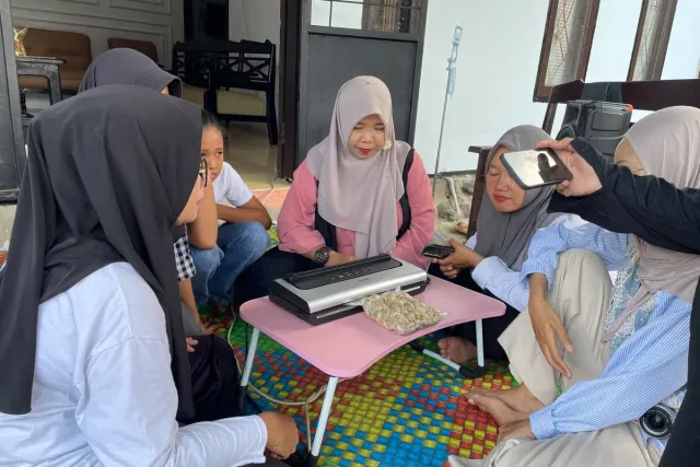 Kader Posyandu Prafi Papua Barat Punya Usaha Camilan Berkat Pendampingan Ekspedisi Patriot